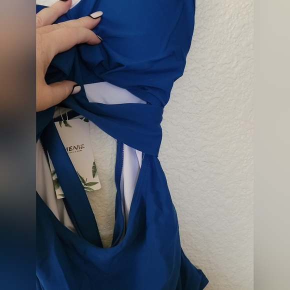 Eomenie Blue Women's One Piece Cut Out Swimsuit Size Medium - Picture 5 of 10